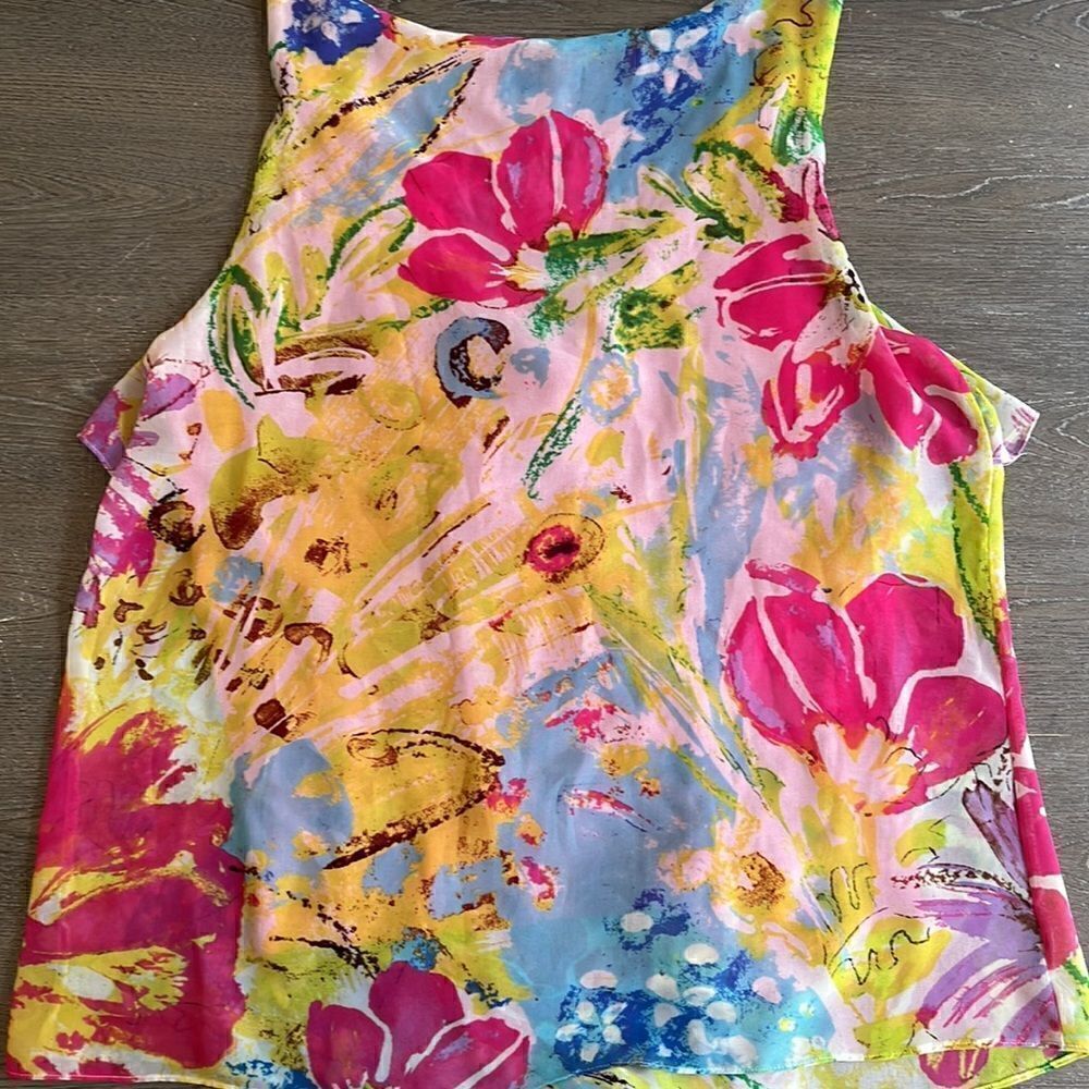 Floral top   - Picture 3 of 3